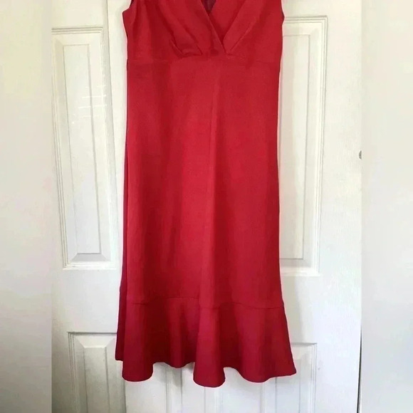 J Crew Sleeveless Red V Neck Midi Dress with side zipper Size 6 - Picture 3 of 5